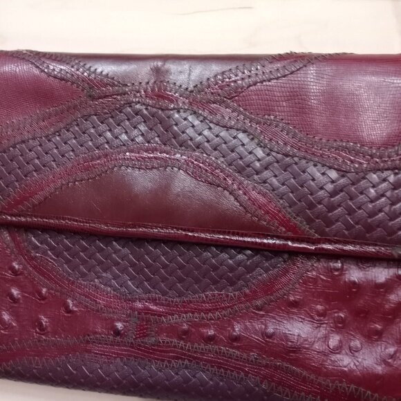 Vintage Leather Purse Handbag With Chain Handle. - Picture 3 of 4